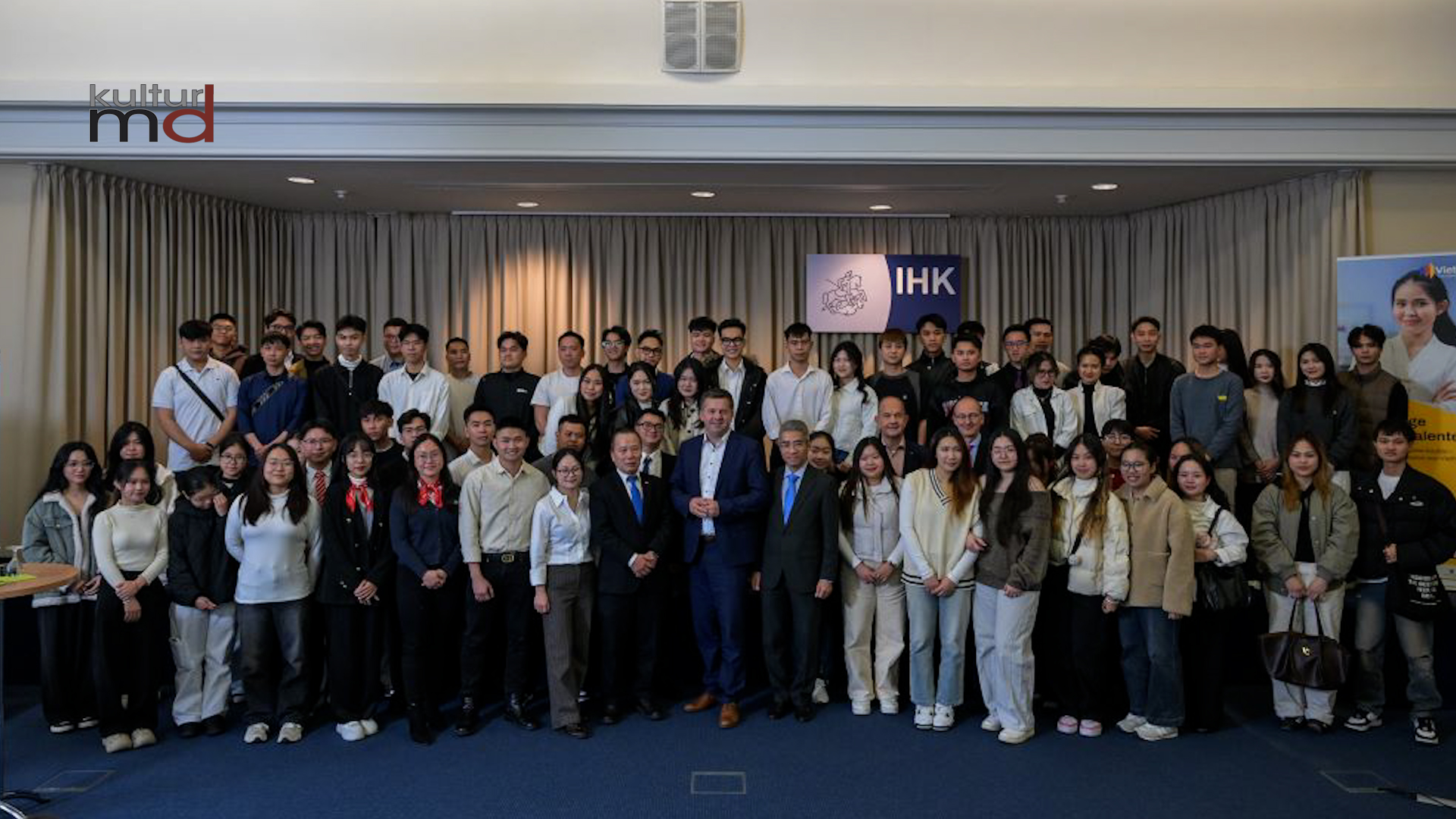 06.10.25: KMD aktuelle 15, Nachrichten 1