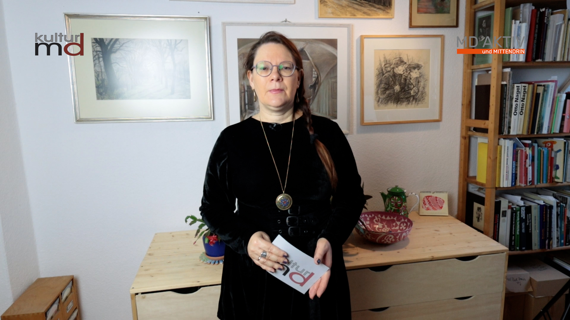 26.11.25: Ausstellung Geföhnt gebügelt gefärbt geformt von Andrea Markus